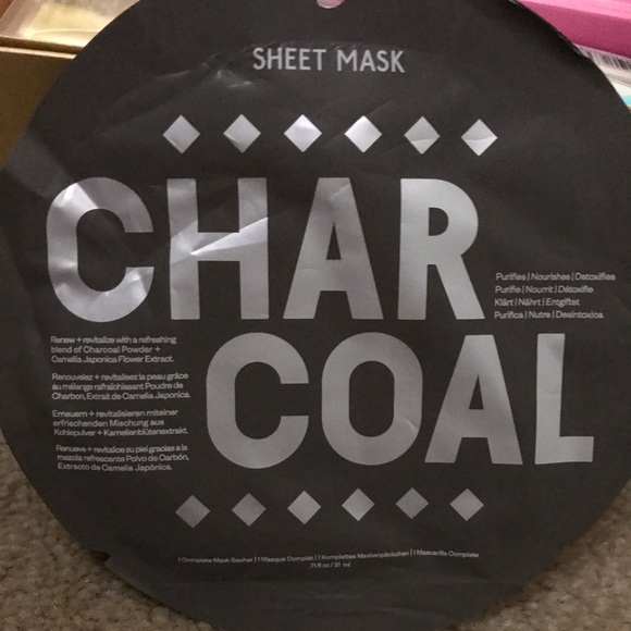 🌸Face Masks - Picture 2 of 4